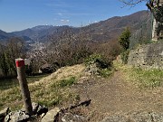 62 Scendo sul sent. 514 per fermarmi su un punto panoramico sulla conca di Zogno 
